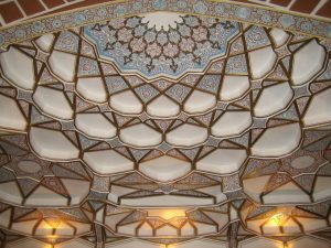 عوامل مؤثر در طراحی داخلی مسجد گره اسلامی