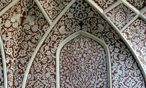 گچ‌بری مدل معماری ایرانی استاد مطیفی